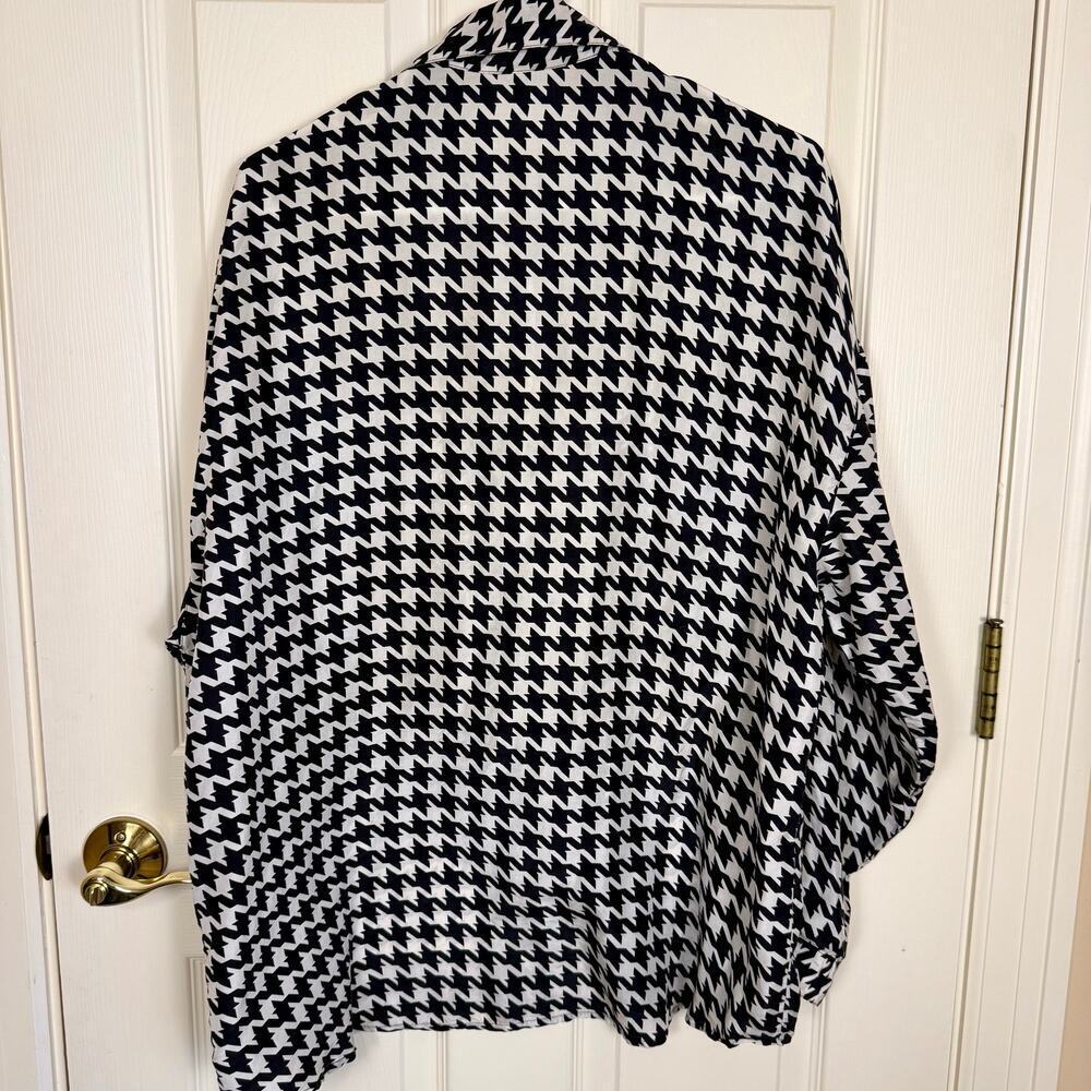 Vintage 100% Silk Express Houndstooth Print Button Down Shirt Oversized 90's M - Picture 2 of 9